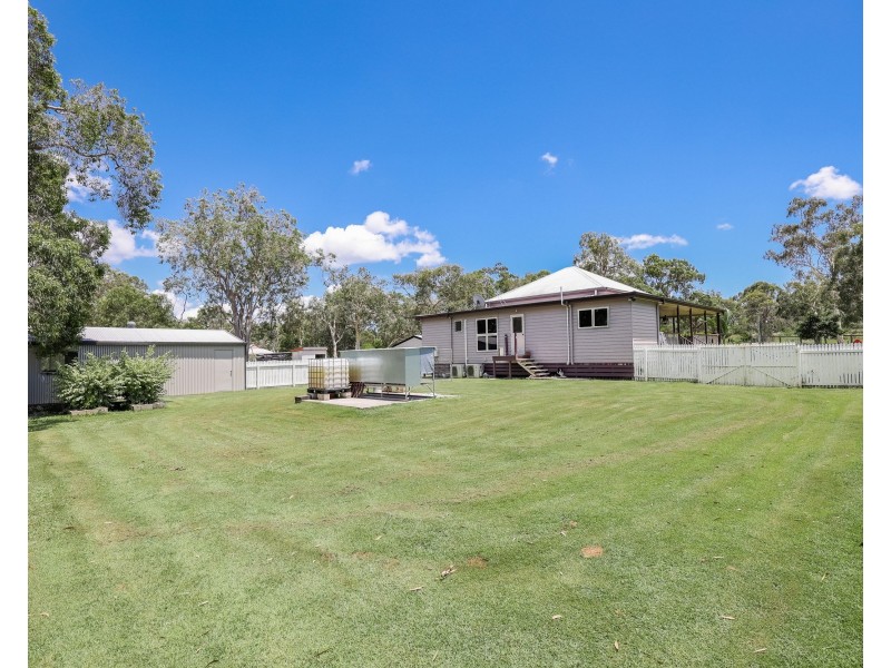 300 Masthead Drive, Agnes Water QLD 4677