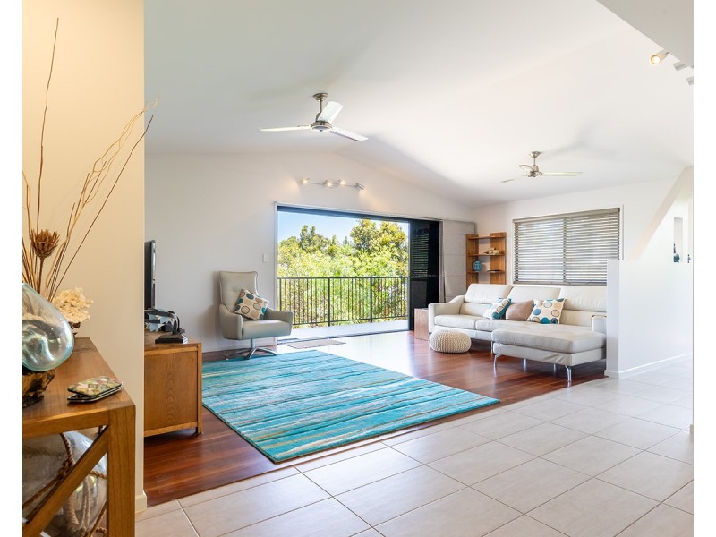 8 North Break Drive, Agnes Water QLD 4677