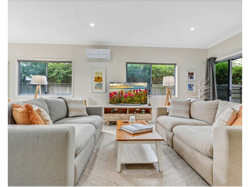 1/1 The Promenade, Agnes Water QLD 4677