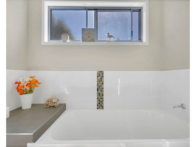 1/1 The Promenade, Agnes Water QLD 4677