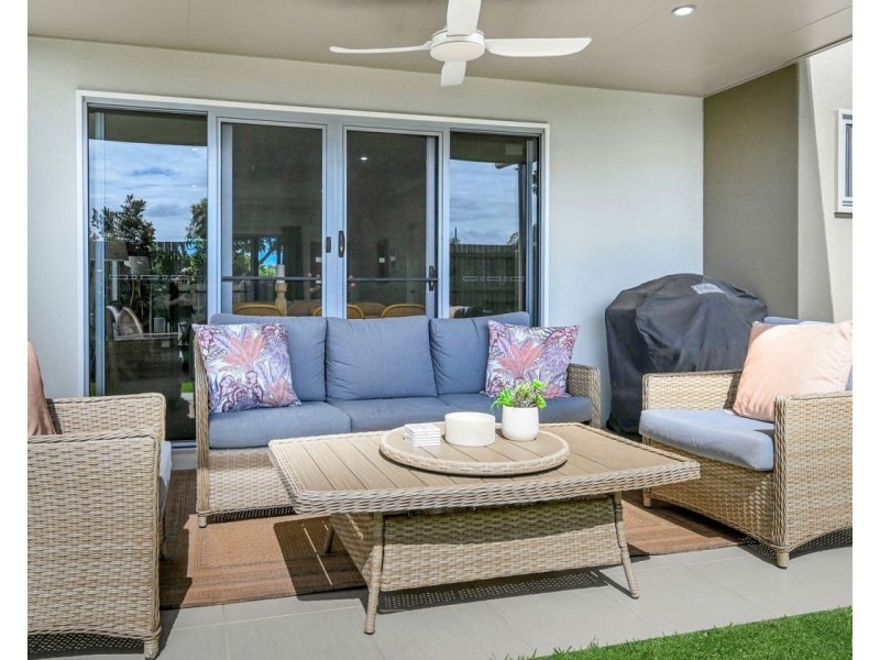 1/1 The Promenade, Agnes Water QLD 4677