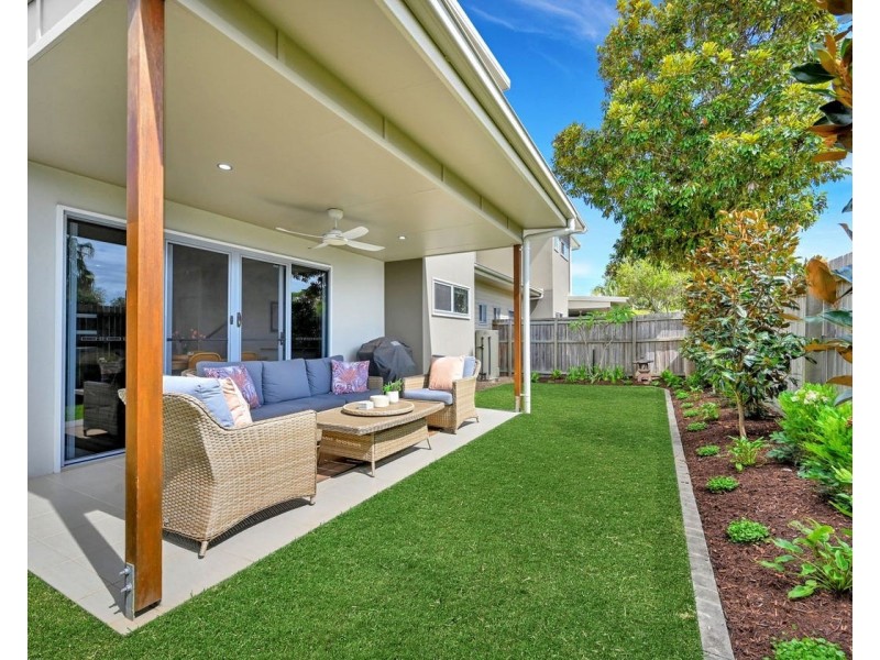 1/1 The Promenade, Agnes Water QLD 4677