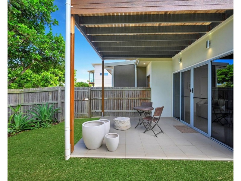 1/1 The Promenade, Agnes Water QLD 4677