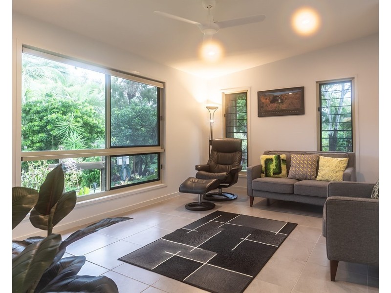 9 Lady Musgrave Court, Agnes Water QLD 4677