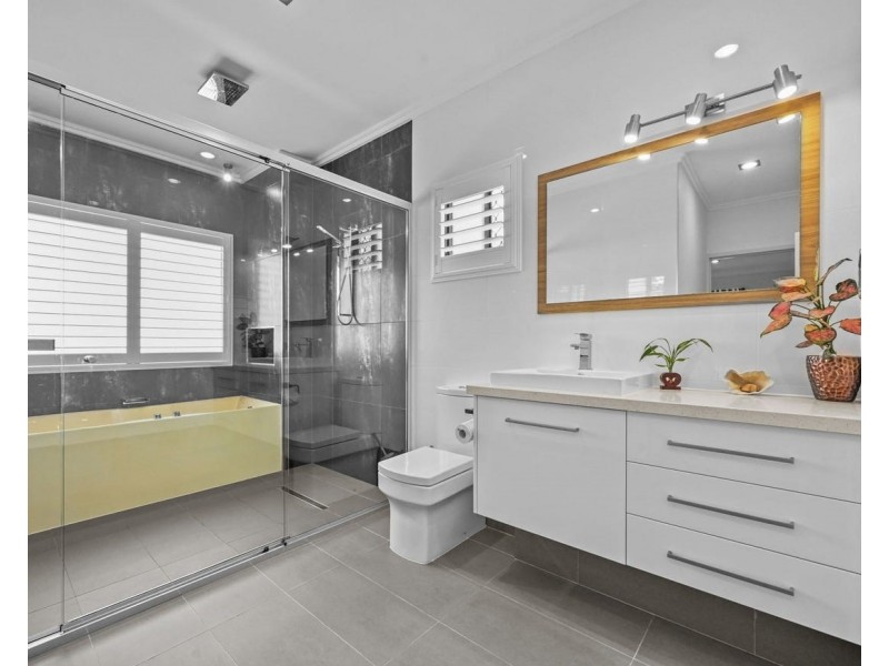 186 Streeter Drive, Agnes Water QLD 4677