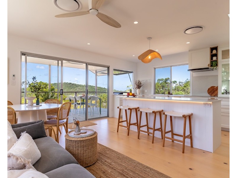 50 Jobson Road, Agnes Water QLD 4677