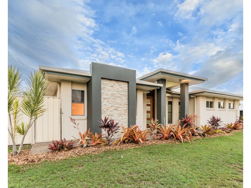 2 Waterfront Drive, Agnes Water QLD 4677