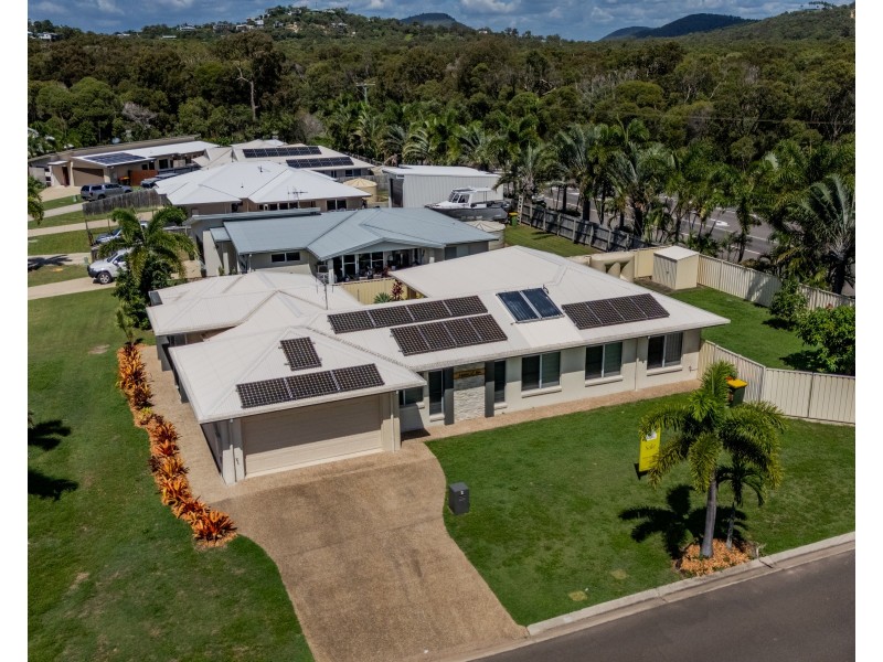 2 Waterfront Drive, Agnes Water QLD 4677