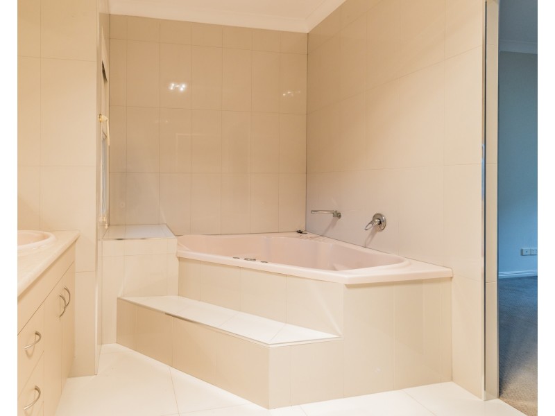 2 Waterfront Drive, Agnes Water QLD 4677