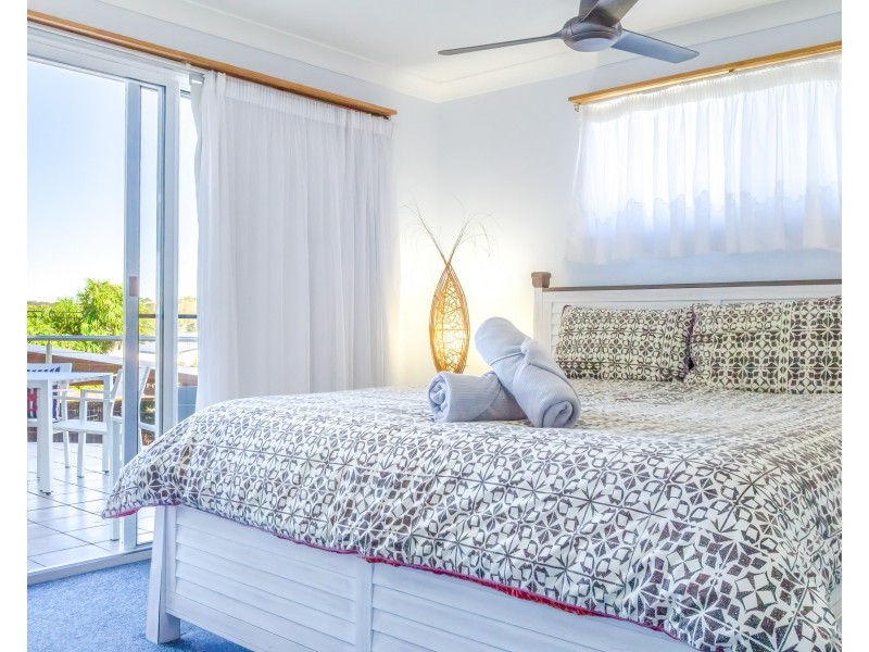 6 North Break, Agnes Water QLD 4677