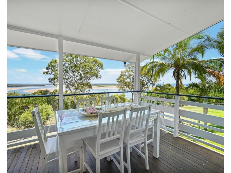 10 Barton Street, Seventeen Seventy QLD 4677