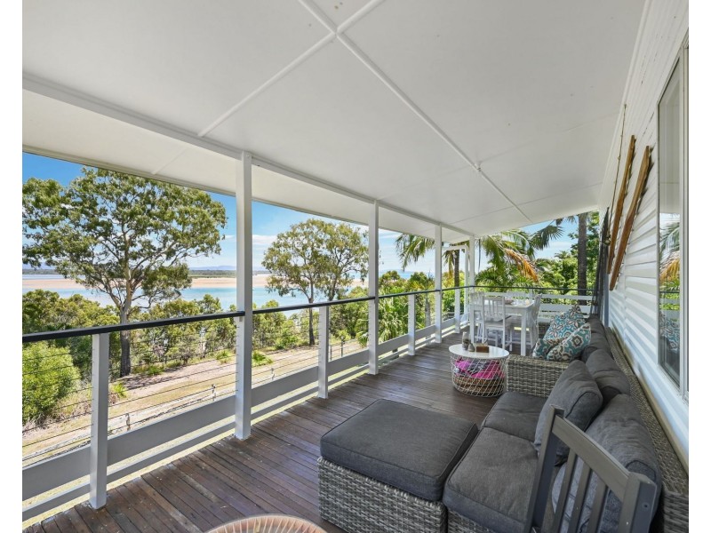 10 Barton Street, Seventeen Seventy QLD 4677