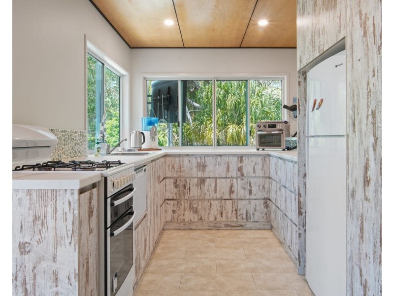 51 Bloodwood Avenue, Agnes Water QLD 4677