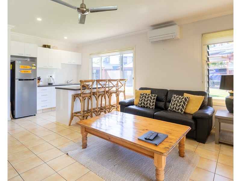 24/2 Beaches Village Circuit, Agnes Water QLD 4677
