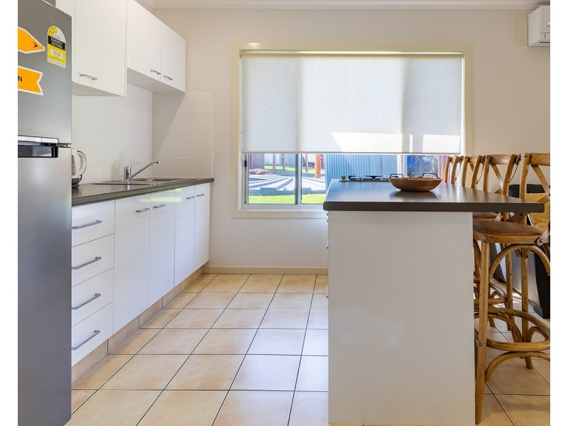 24/2 Beaches Village Circuit, Agnes Water QLD 4677