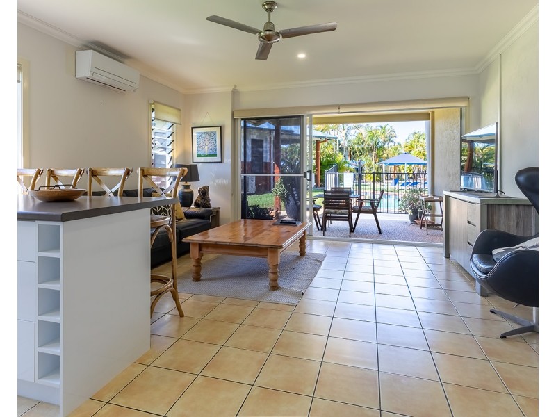 24/2 Beaches Village Circuit, Agnes Water QLD 4677