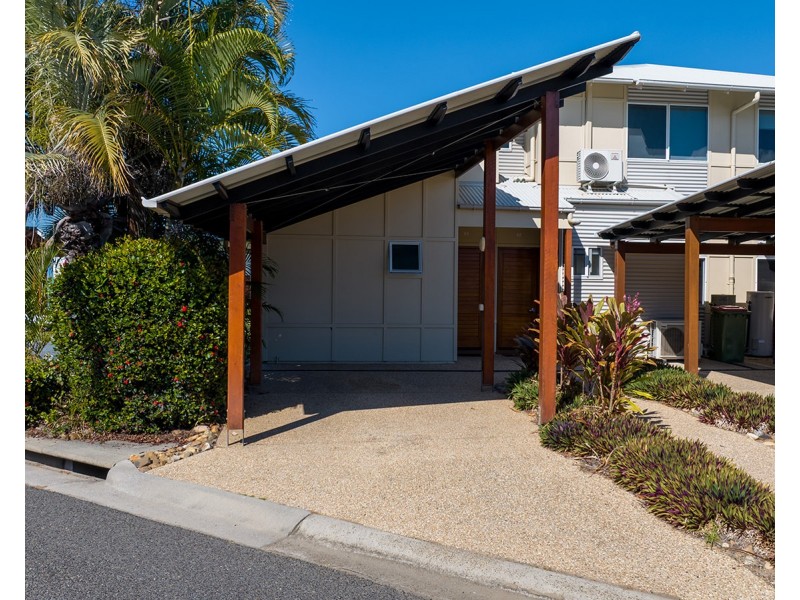 24/2 Beaches Village Circuit, Agnes Water QLD 4677
