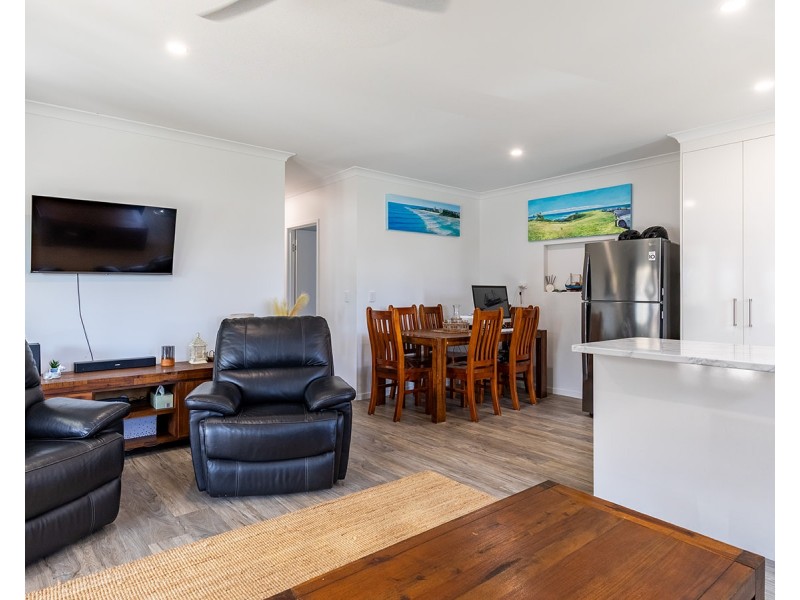 2A North Break Drive, Agnes Water QLD 4677