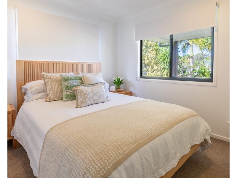 2/15 Waterfront Drive, Agnes Water QLD 4677