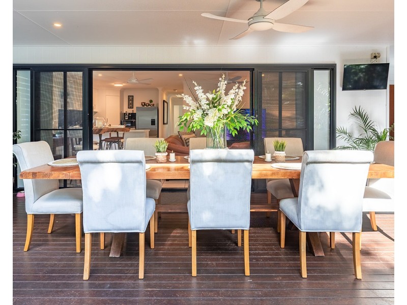 2/15 Waterfront Drive, Agnes Water QLD 4677