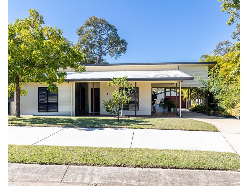 5 Watermark Avenue, Agnes Water QLD 4677