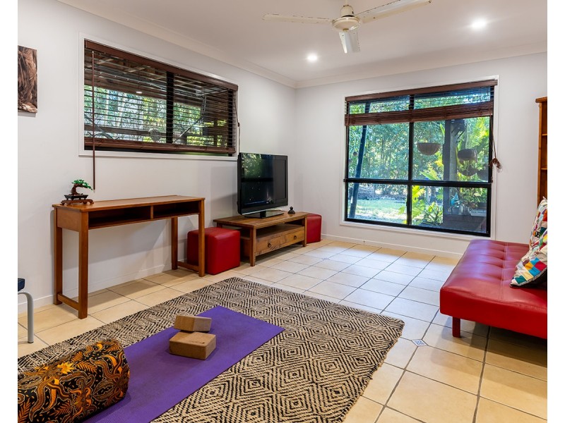 20 Joseph Banks Boulevard, Agnes Water QLD 4677