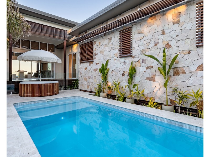 150 Bloodwood Avenue South, Agnes Water QLD 4677