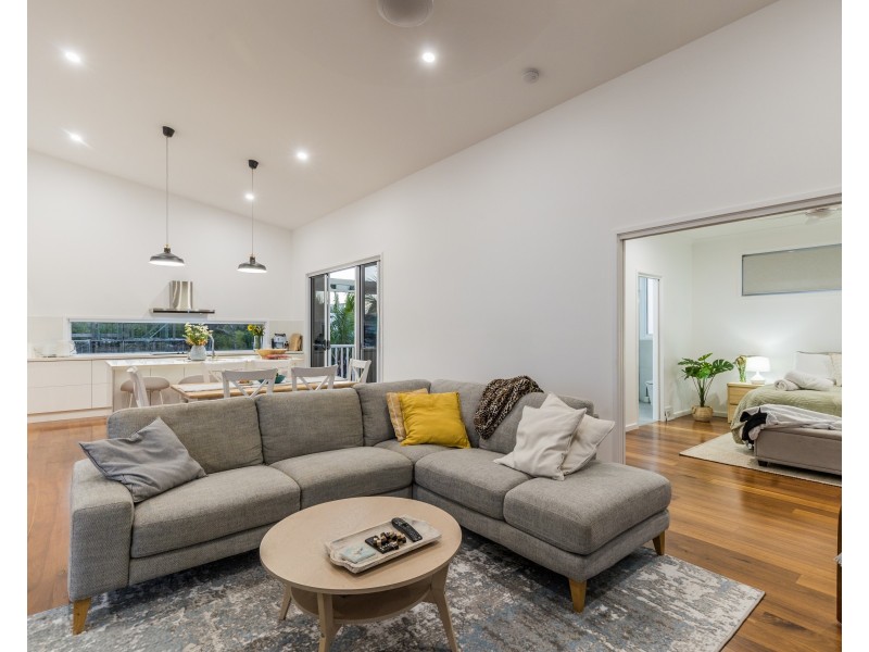 15 Marine Parade, Agnes Water QLD 4677