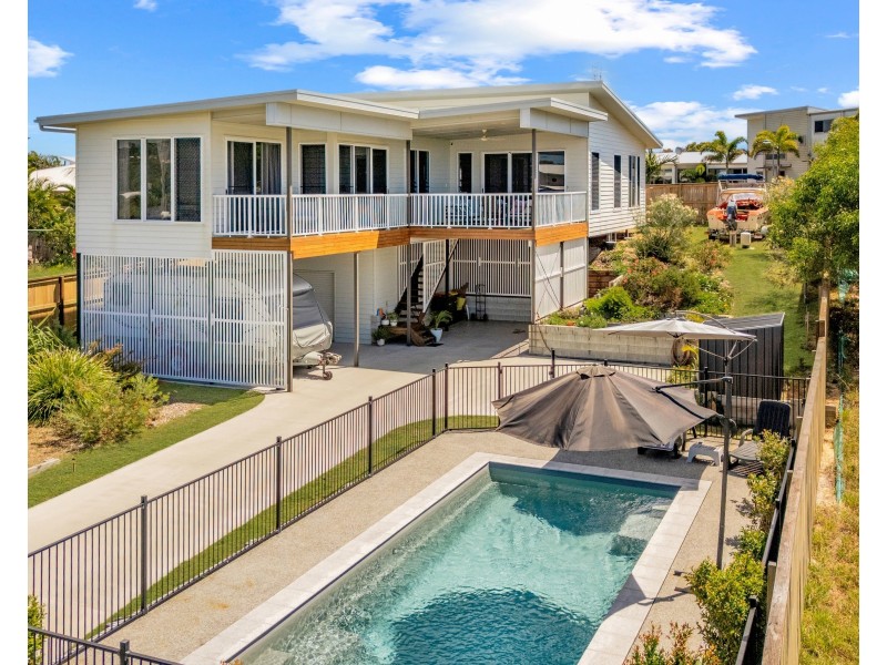 15 Marine Parade, Agnes Water QLD 4677