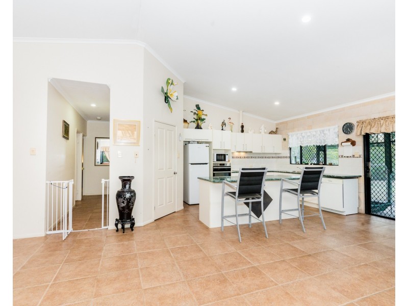 8 Mary Munro Crescent, Agnes Water QLD 4677