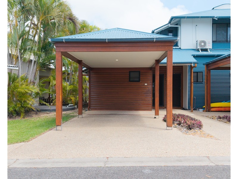 33/2 Beaches Village Circuit, Agnes Water QLD 4677