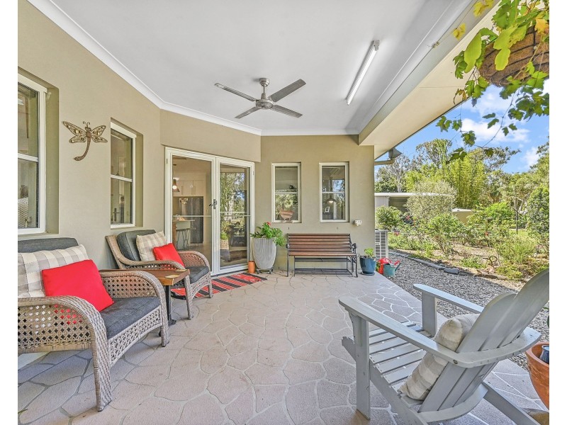 111 Jakeman Drive, Agnes Water QLD 4677