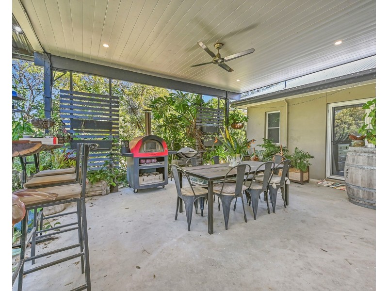 111 Jakeman Drive, Agnes Water QLD 4677