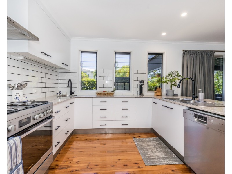 5 Coral Avenue, Agnes Water QLD 4677