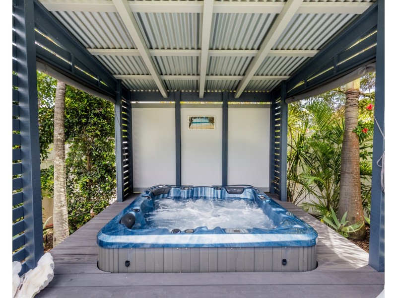 5 Coral Avenue, Agnes Water QLD 4677