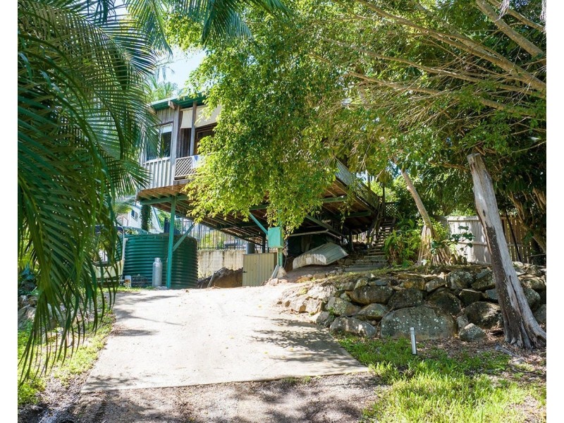3 Barton Street, Seventeen Seventy QLD 4677