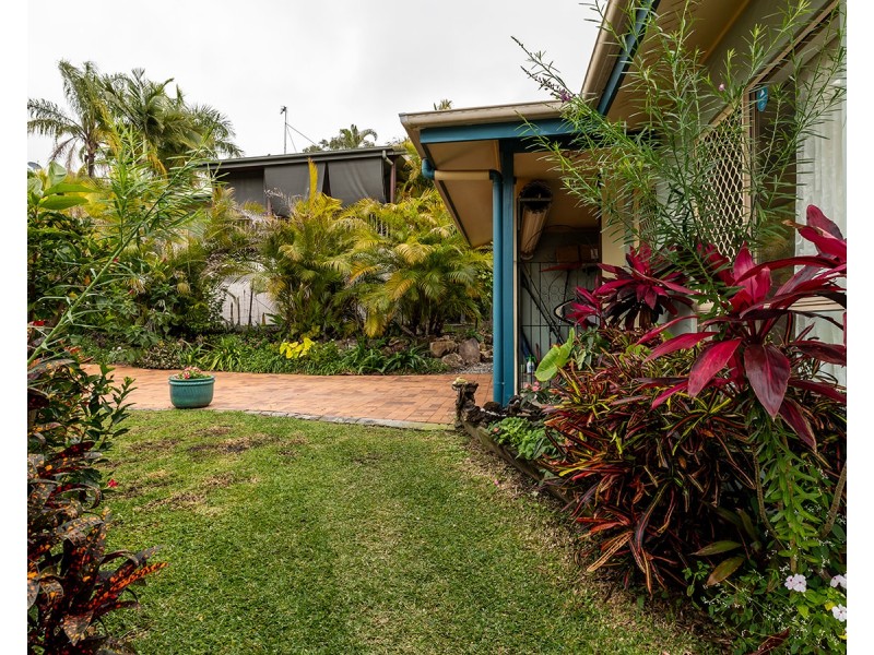 5 Palm Court, Agnes Water QLD 4677