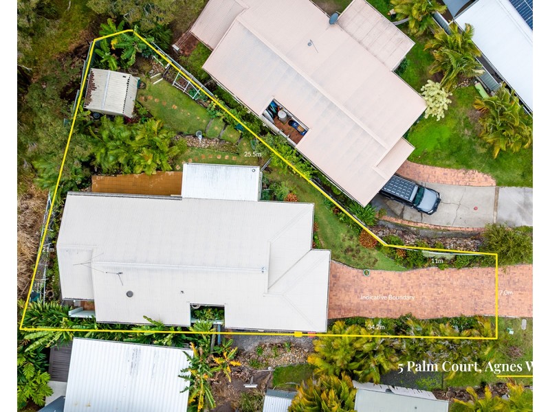5 Palm Court, Agnes Water QLD 4677