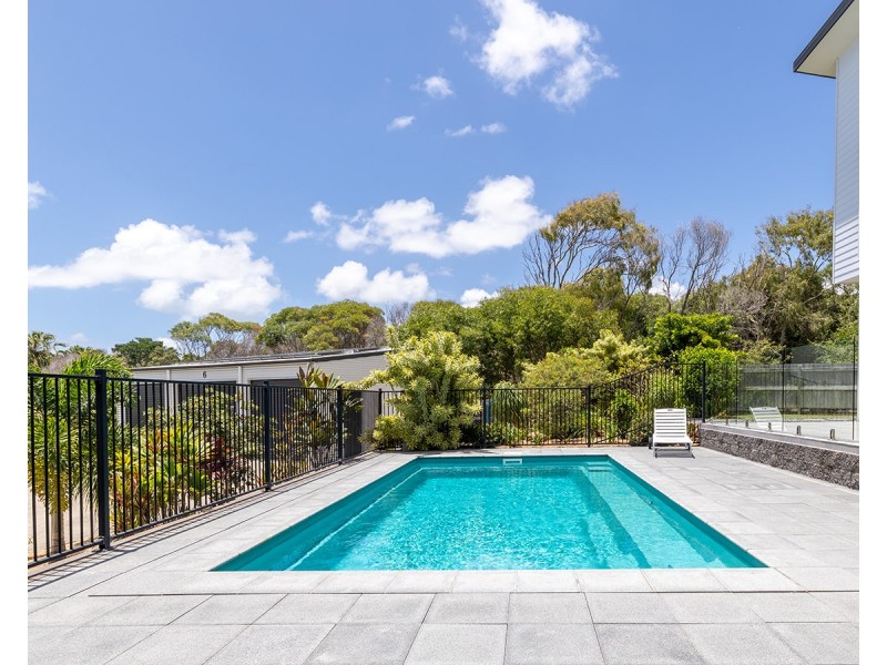 6 Seaview Court, Agnes Water QLD 4677