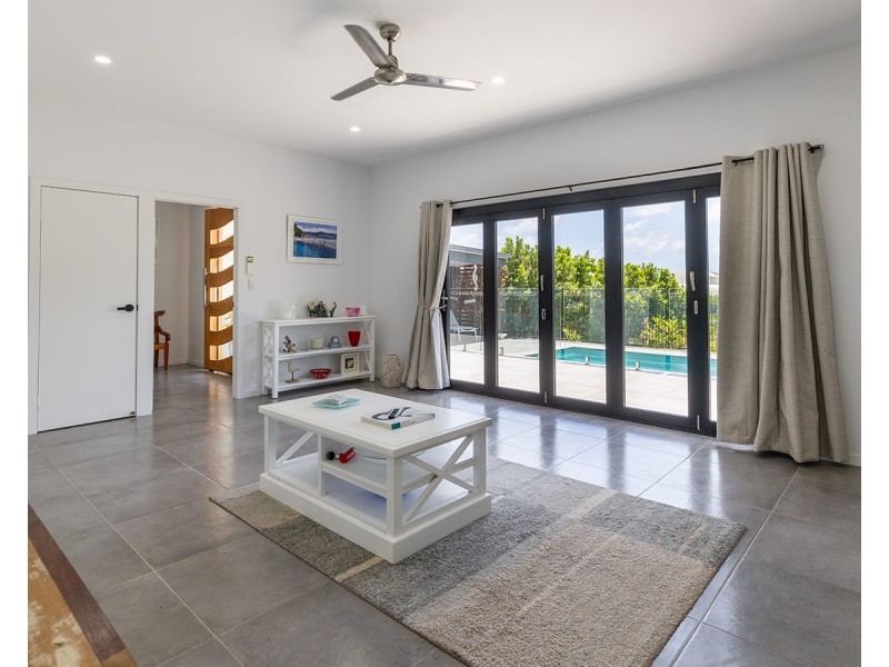 6 Seaview Court, Agnes Water QLD 4677