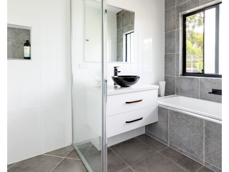 6 Seaview Court, Agnes Water QLD 4677