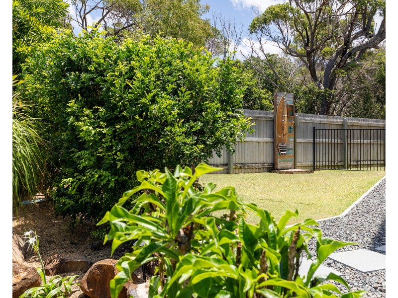 6 Seaview Court, Agnes Water QLD 4677