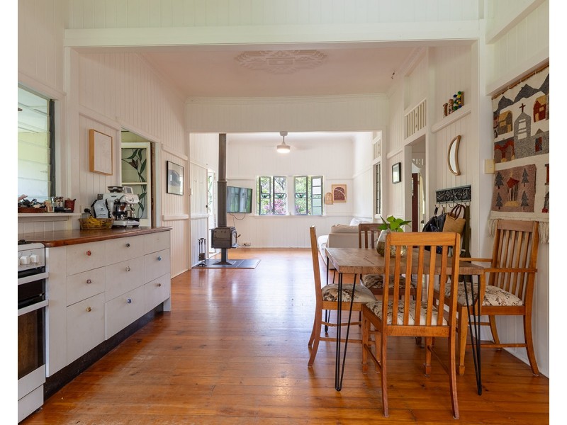 601 Murphy Road, Captain Creek QLD 4677