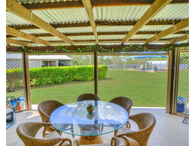 1382 Fingerboard Road, Mount Tom QLD 4677