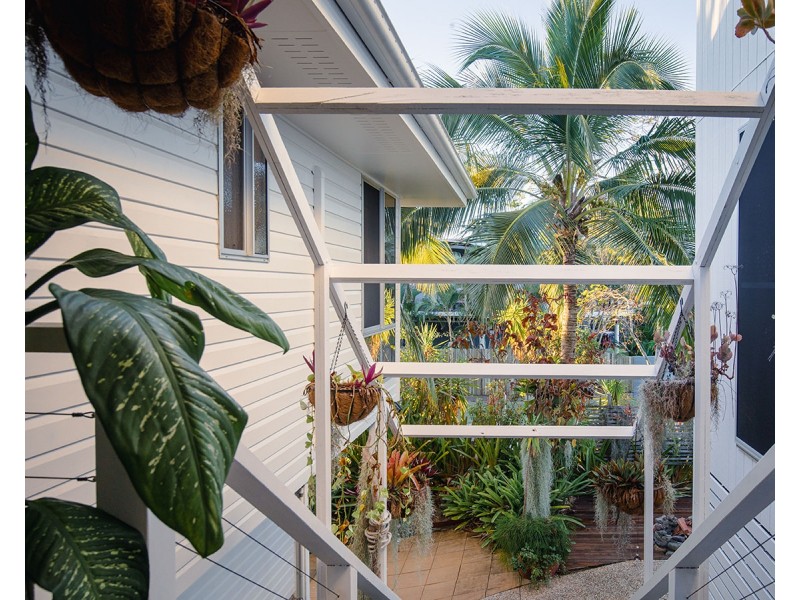 25 Marine Parade, Agnes Water QLD 4677