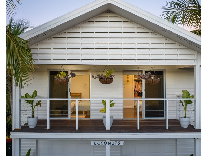 25 Marine Parade, Agnes Water QLD 4677
