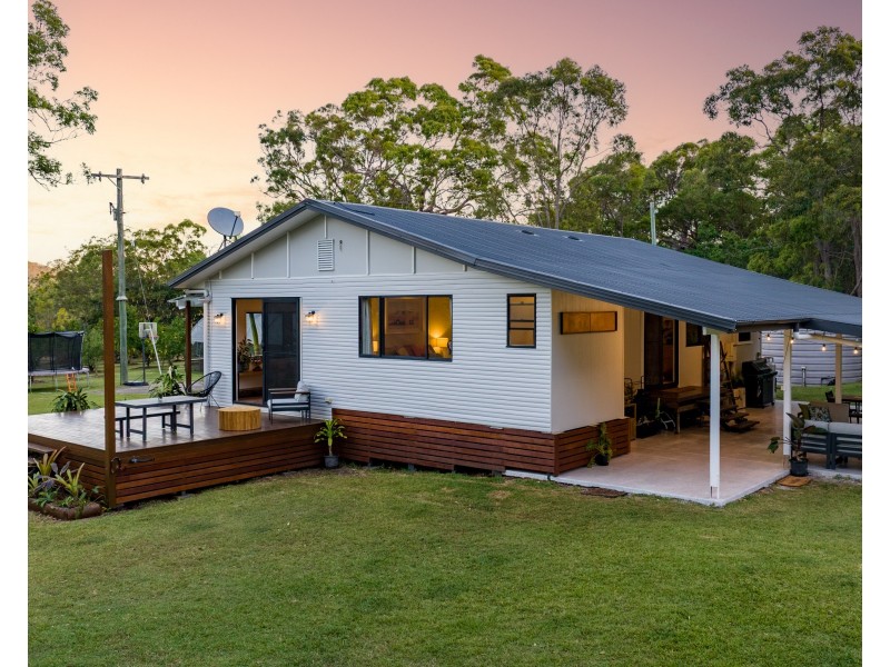 2051 Round Hill Road, Round Hill, Agnes Water QLD 4677