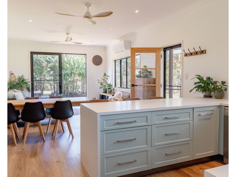 2051 Round Hill Road, Round Hill, Agnes Water QLD 4677