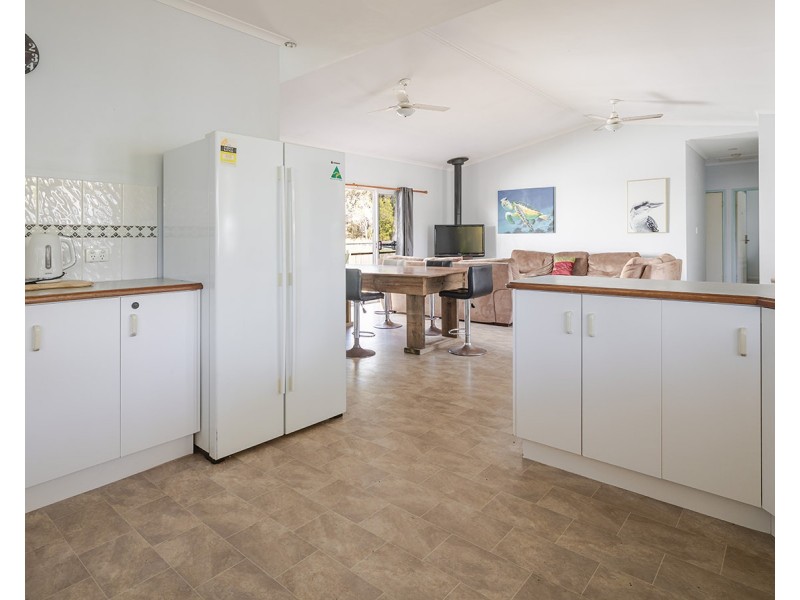 19 Captain Cook Drive, Agnes Water QLD 4677