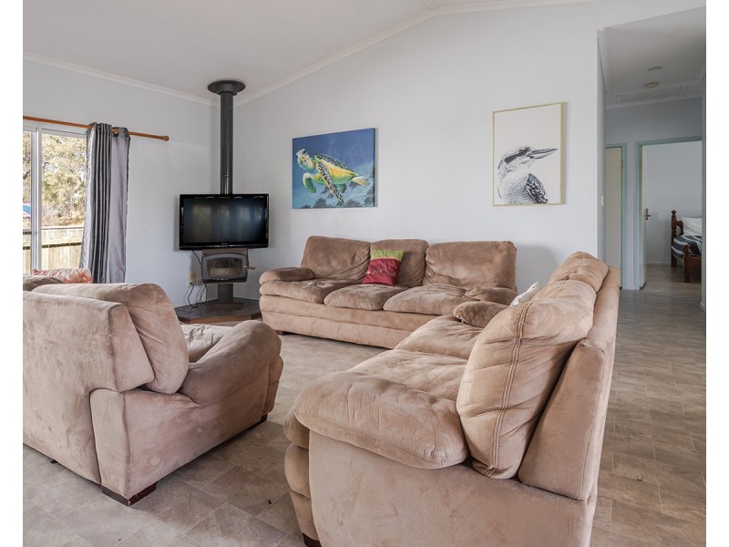 19 Captain Cook Drive, Agnes Water QLD 4677